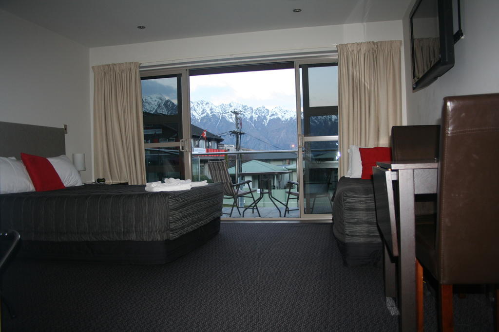 Autoline Motel Queenstown Eksteriør bilde